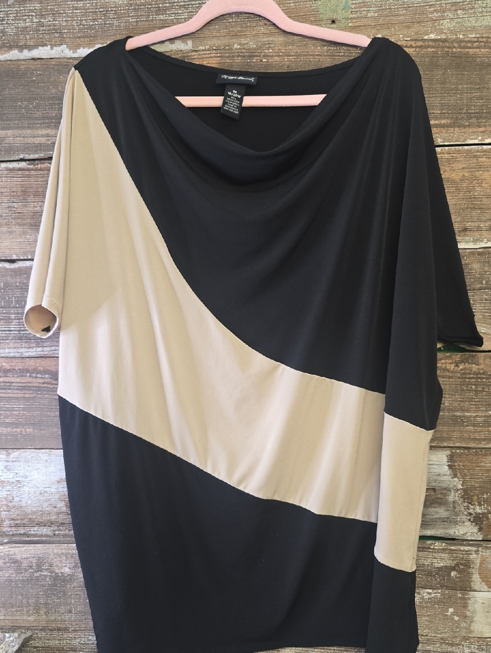Maggie Barnes Black and Beige Colorblock Blouse, Size 1X (18/20), Oversized
